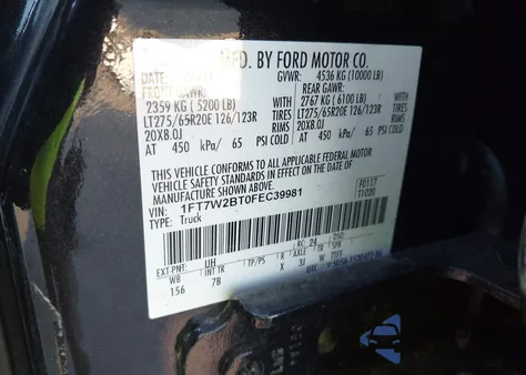 2015 Ford F-250 Lariat z USA, uszkodzony, nr VIN 1FT7W2BT0FEC39981